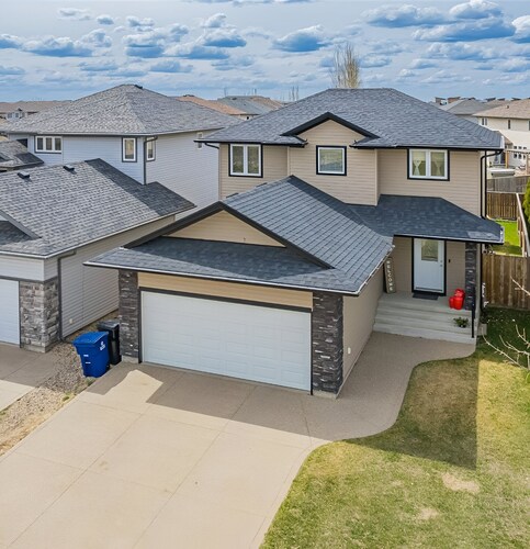 Spacious 4BR-4BA House for Large Families & Group in Stonebridge