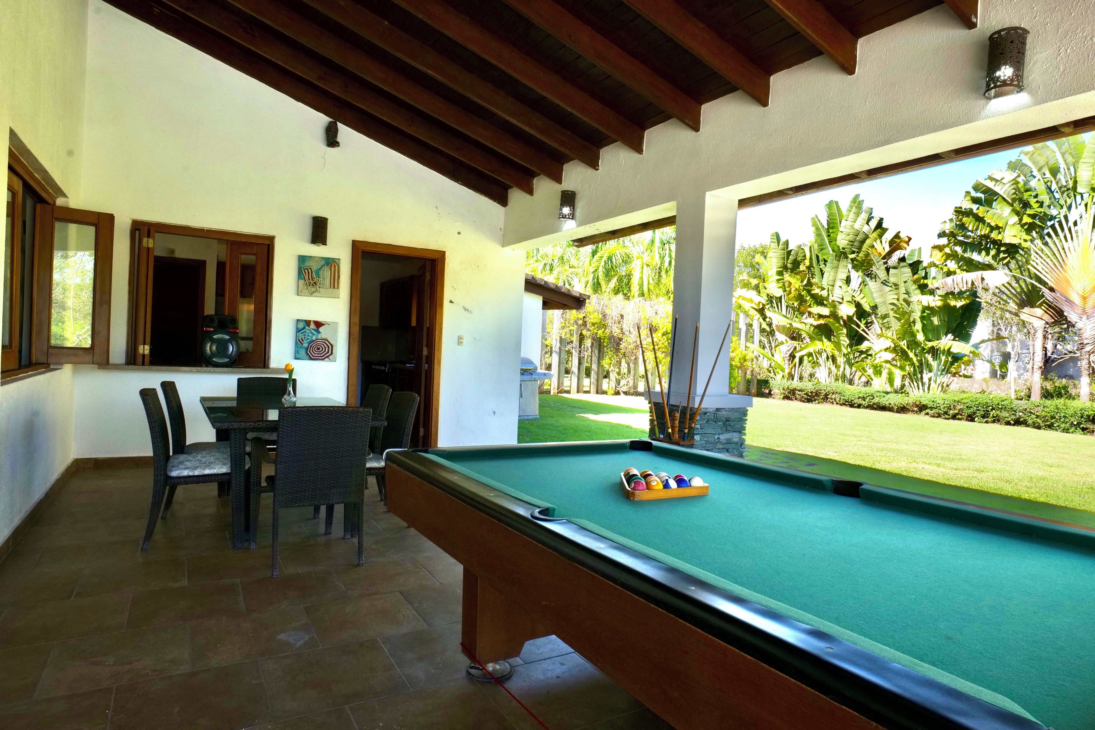 Family Villa, Patio, Golf View | Living area | Flat-screen TV