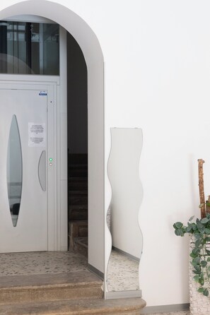 Interior - Room 2 A (Trapani)