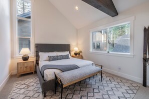 5 bedrooms, iron/ironing board, travel cot, free WiFi