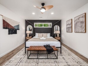 4 chambres, fer et planche à repasser, Wi-Fi gratuit, draps fournis