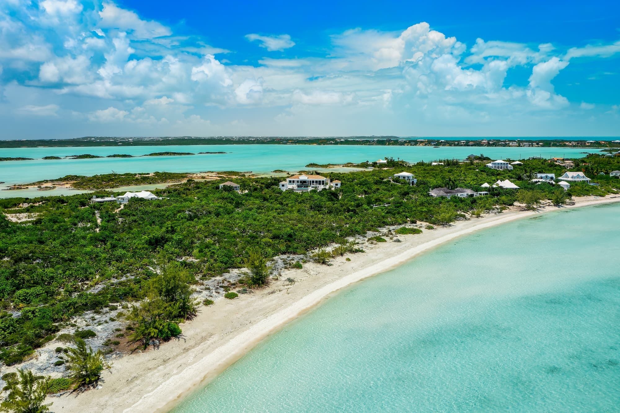 Una spiaggia nelle vicinanze