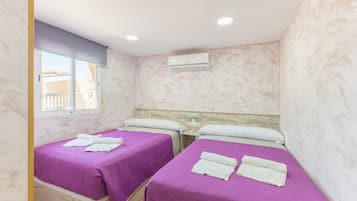 8 slaapkamers, een strijkplank/strijkijzer, gratis wifi, beddengoed