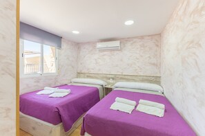 8 bedrooms, iron/ironing board, free WiFi, bed sheets - Country House 'Finca Los Nieto' with Private Pool, Wi-Fi and Air Conditioning (FUENTIDUEÑA DE TAJO)