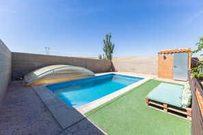 Pool - Country House 'Finca Los Nieto' with Private Pool, Wi-Fi and Air Conditioning (FUENTIDUEÑA DE TAJO)