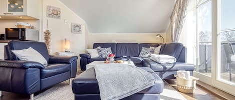Fernseher, DVD-Player, Stereoanlage