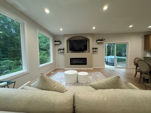 European inspired 3-bedroom house in peaceful Spring Lake 