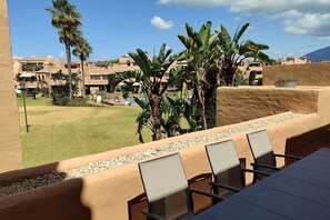 Property grounds - Splendid duplex apartment in Estepona (Estepona)
