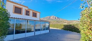 Property grounds - Country House 'Casa Pedro' with Private Terrace, Private Garden and Wi-Fi (Vélez Rubio)