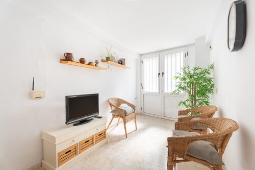 Holiday Home 'Casa Rural El Maestro' with Balcony and Wi-Fi