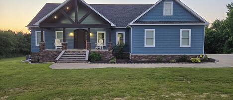 المنشأة من الخارج