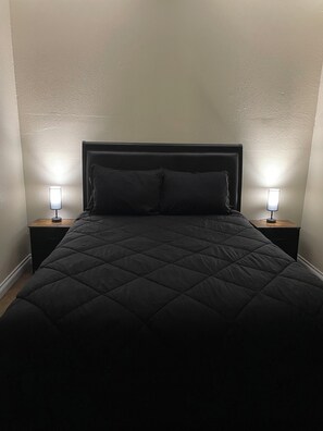 3 soverom, wi-fi (inkludert) og sengetøy