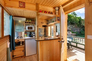 Fridge, microwave, stovetop, coffee/tea maker - 'Bellavida' with Sea View and Wi-Fi (La Matanza de Acentejo)