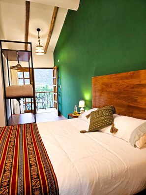 豪華雙人房, 花園景觀 | 高級寢具、熨斗/熨衣板、免費無線上網、床單