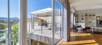 Casa de vacaciones 'Casa Da Vovó São' con vistas a la montaña, Wi-Fi y aire acondicionado