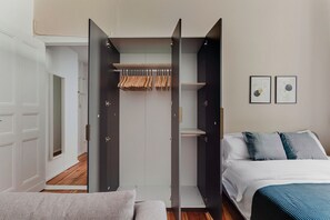 Bügeleisen/Bügelbrett, WLAN, Bettwäsche