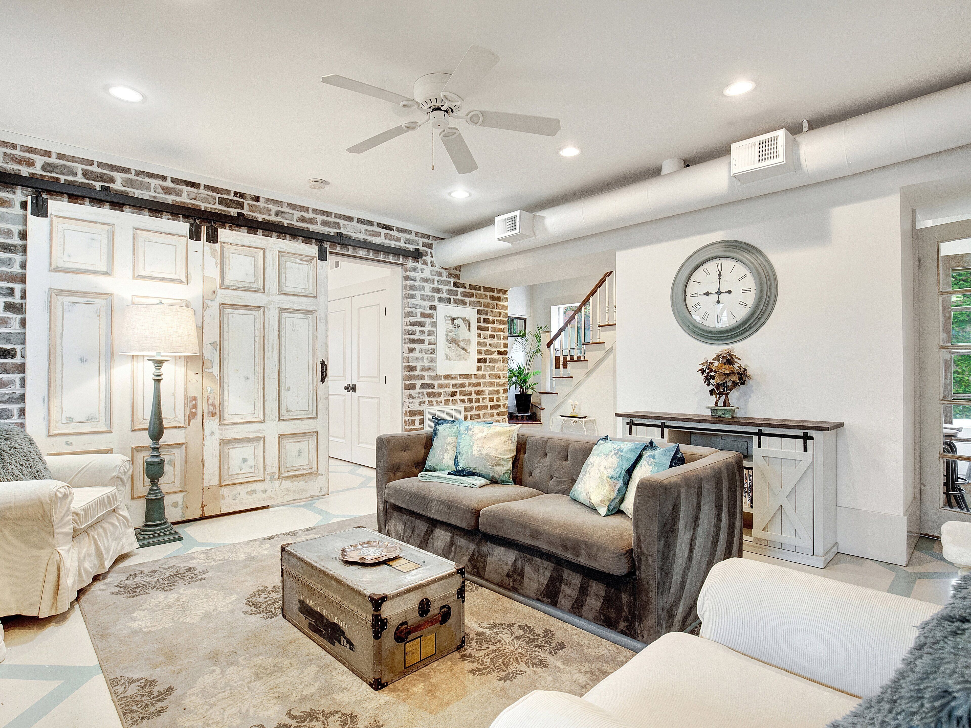 Televisión, chimenea