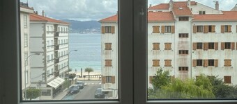 Desconectaengalicia RosalĂa II, 100m Silgar Beach