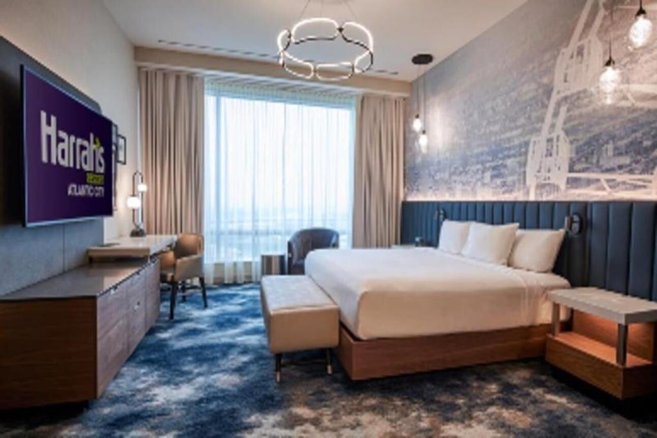 Featuring more than 175,000 square feet of casino space ...