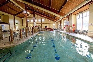 Pool - Christmas Mountain Cabin - Wisconsin Dells - Sleeps 6 - July 12-19 (Wisconsin Dells)
