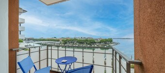 Relais Rosanna Stunning Lagoon-View Apartment