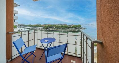GuestHost - Relais Rosanna Stunning Lagoon-View Apartment