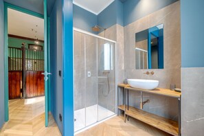 Shower, hair dryer, bidet - GuestHost - Apartment Scuderie Claretta (Torino)