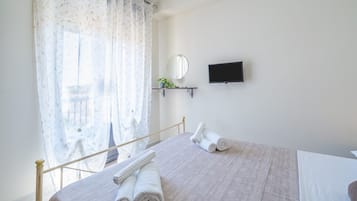 2 camere, ferro/asse da stiro, Wi-Fi gratuito, lenzuola