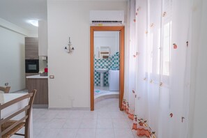 Dusch, hårtork och handdukar