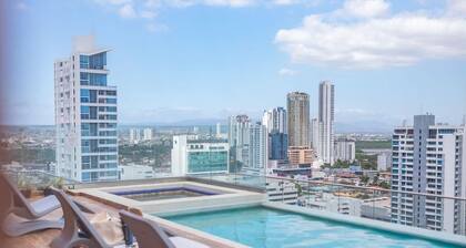 Luxury 1 bedroom apt free parking and Pool