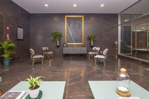 Lobby - Luxury 2 bedroom apt free parking (Panamá)