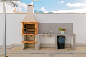 Terrace/patio - PONIENTE - Villa with private pool and free wifi in Chiclana de la Frontera (Chiclana de la Frontera)
