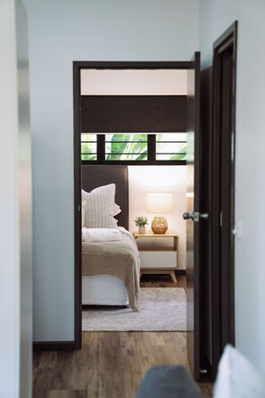 Deluxe Room | Individually decorated, individually furnished, desk, laptop workspace - Yanawal Units (Nhulunbuy)