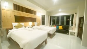 Individually decorated, individually furnished, free WiFi, bed sheets - Rimsira (Pathio)