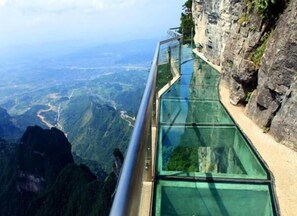 Property grounds - Zhangjiajie Tongfu inn (Zhangjiajie)