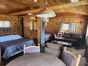 Family Cabin | Living area | Flat-screen TV - Winmar Cabins (Twin Lakes)