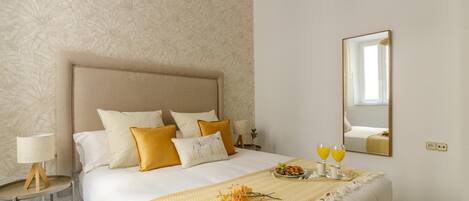 3 bedrooms, iron/ironing board, Internet, bed sheets