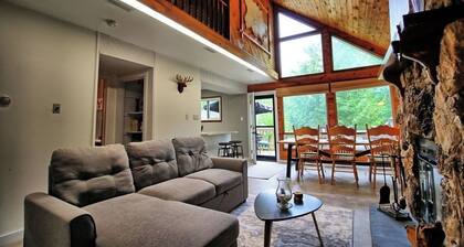 Discover Your Perfect Retreat at Evergreen Escape Cabin Rental!
