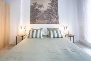2 chambres, fer et planche à repasser, lit parapluie, Wi-Fi gratuit