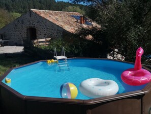 Pool - Cozy Barn Retreat in La Penne (La Penne)