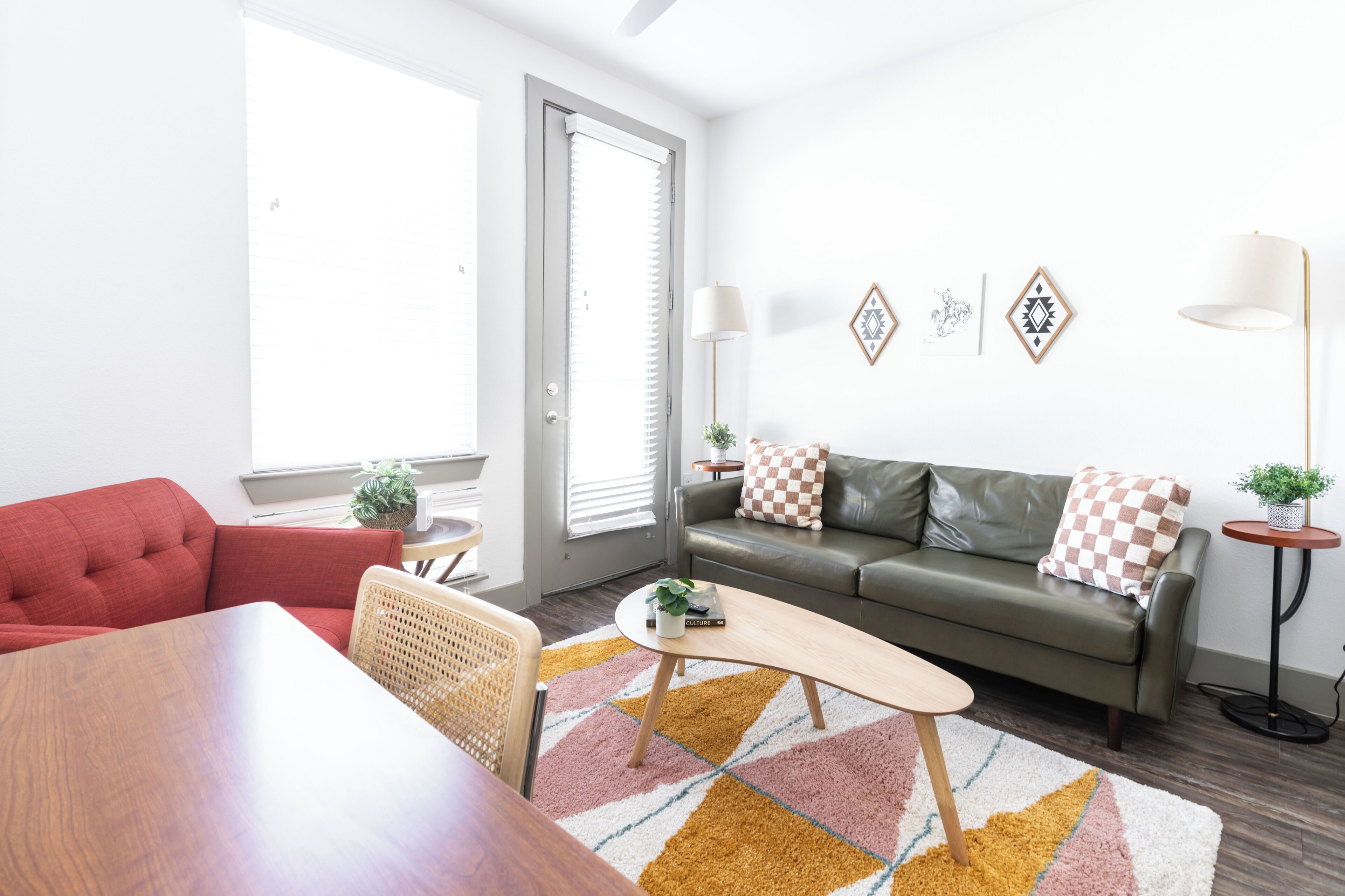 1 Bedroom Near Convention Center