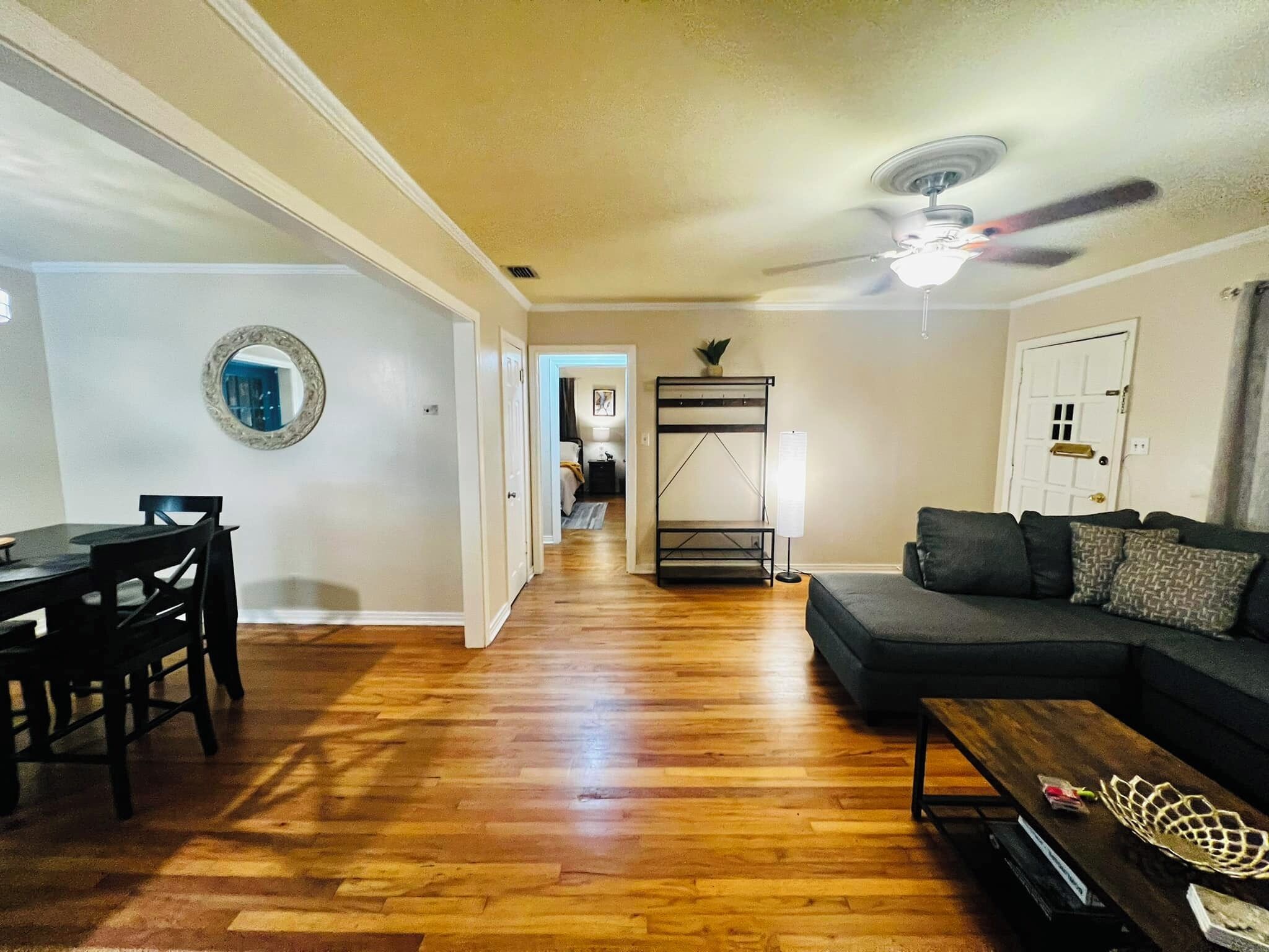 Cozy, Vintage Casita in The Heart of McAllen, Texas