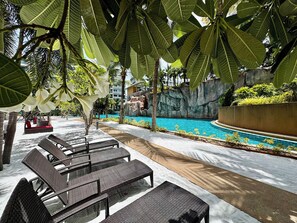 Sundeck