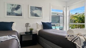4 bedrooms, Internet, bed sheets