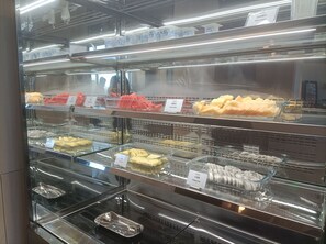 Daily buffet breakfast for a fee