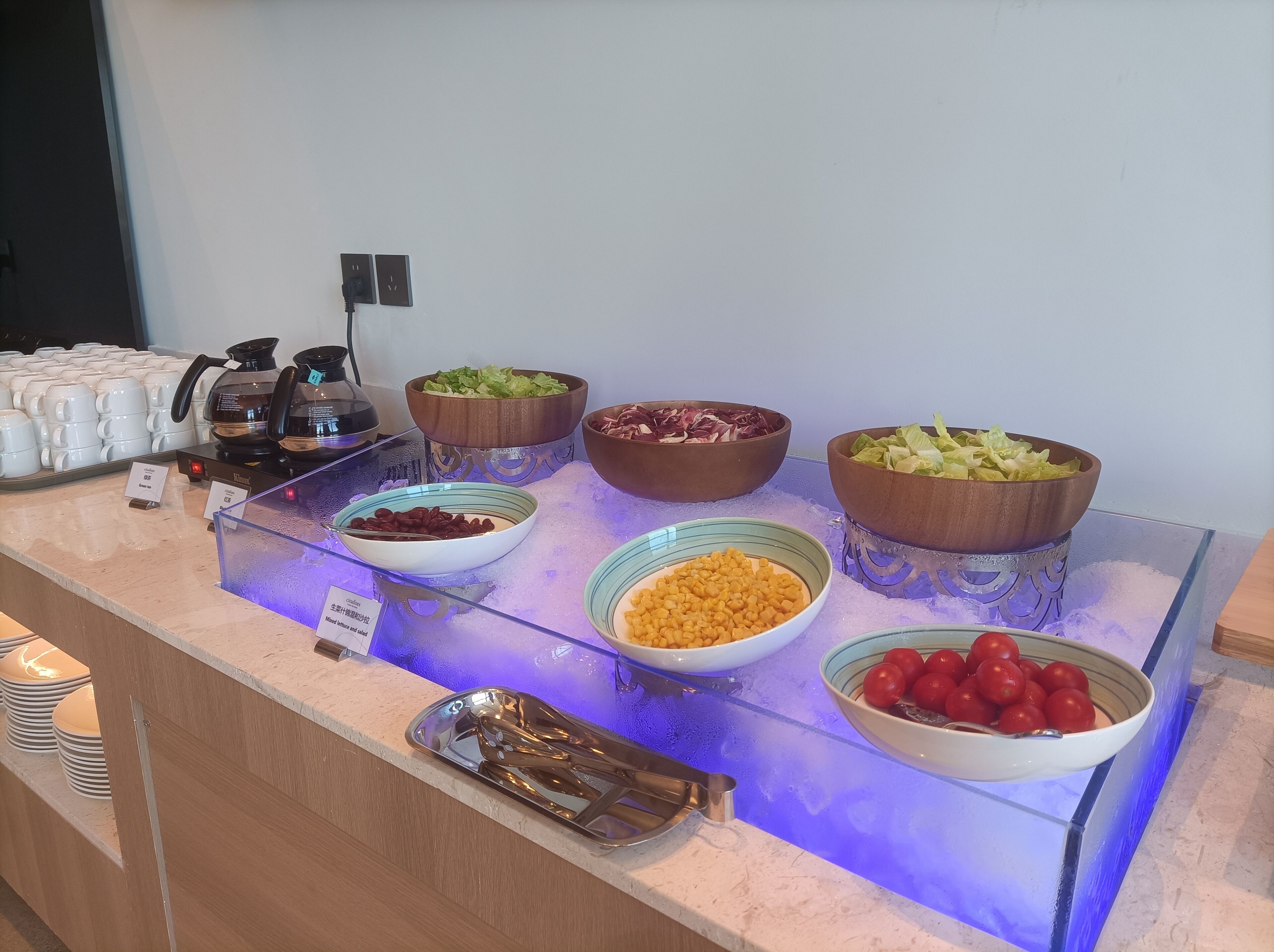 Breakfast buffet