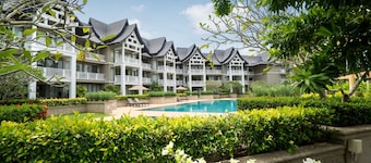 Laguna 2BR Apartment 2223 in Allamanda 2