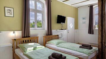 1 bedroom, free WiFi, bed sheets, wheelchair access