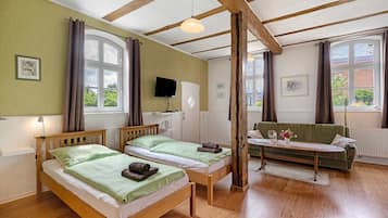 1 bedroom, free WiFi, bed sheets, wheelchair access