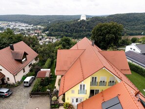 Exterior - Apartment 'Rosi' with Balcony and Wi-Fi (Ihrlerstein)